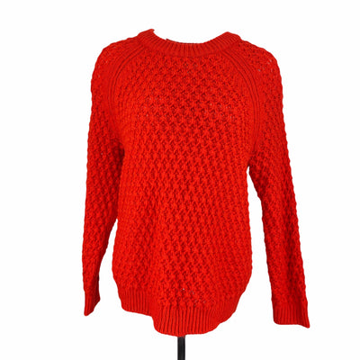 H&amp;M 10$ to 25$
19&quot; Chest
29&quot; Length
Excellent Condition
H&amp;M
Pullover Sweater
Red
Size Small
Sweaters
W0038-1443
Women