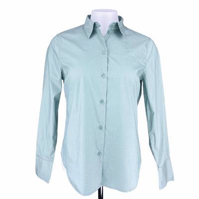 H&amp;M 10$ to 25$
18&quot; Chest
23&quot; Length
Excellent Condition
Green
H&amp;M
Long Sleeve Button Down Shirt
Size Small
Tops
W0039-1521
Women