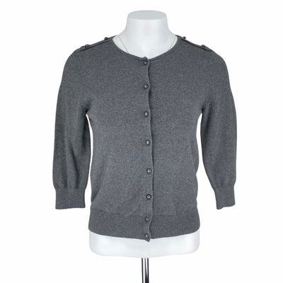 Tristan &amp; Iseut 10$ to 25$
16.5&quot; Chest
21&quot; Length
Button Up
Cardigan
Excellent Condition
Grey
Quebec
Size Small
Sweaters
Tristan &amp; Iseut
W0067-2515
Women
