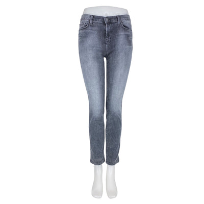 J Brand 25$ to 50$
29&quot; Waist
36&quot; Length
Black
Excellent Condition
Grey
J Brand
Jeans
Size 29
Skinny Leg Cut
W0071-2663
Women