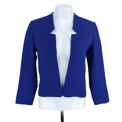 Twik 19&quot; Length
25$ to 50$
Blazer
Blue
Coats &amp; Jackets
Excellent Condition
Padded Shoulders
Quebec
Size XS
Twik
W0085-3184
Women