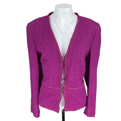 Basler 19.5&quot; Chest
23&quot; Length
50$ to 100$
Basler
Blazer
Coats &amp; Jackets
Excellent Condition
Gold
Hook Enclosure
Padded Shoulders
Pink
Purple
Size 42
Size 7
Size 8
W0088-3307
Women