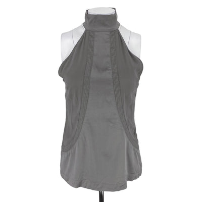 Marciano 10$ to 25$
18&quot; Chest
25&quot; Length
Excellent Condition
Grey
Marciano
Size Medium
Sleeveless Top
Tops
W0098-3672
Women
Zip Up