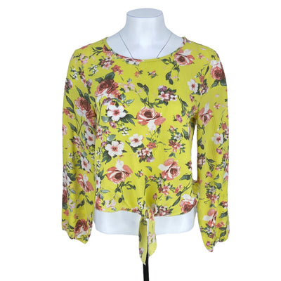Revamped 10$ to 25$
18&quot; Chest
18&quot; Length
Excellent Condition
Floral Print
Green
Long Sleeve Top
Revamped
Size Medium
Tops
W0092-3448
White
Women
Yellow