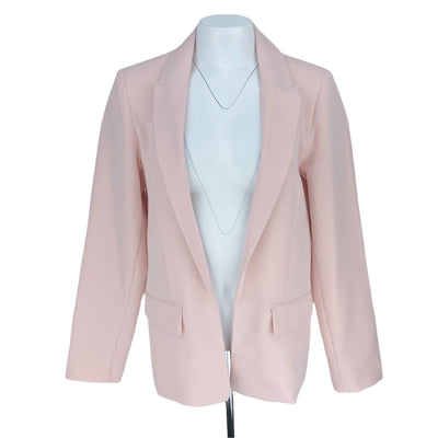 Suzy Shier 10$ to 25$
18.5&quot; Chest
27&quot; Length
Blazer
Buttonless
Canada
Coats &amp; Jackets
Excellent Condition
Padded Shoulders
Pink
Size Medium
Suzy Shier
W0074-2754
Women