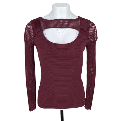 Guess 10$ to 25$
16&quot; Chest
22&quot; Length
Burgundy
Excellent Condition
Guess
Long Sleeve Top
Size Medium
Tops
W0079-2971
Women