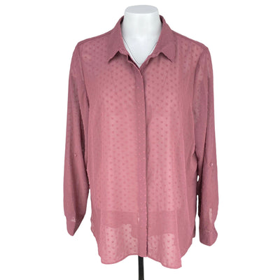 Reitmans 10$ to 25$
25&quot; Chest
30&quot; Length
Button Up
Excellent Condition
High Front / Low Back
Long Sleeve Blouse
Pink
Quebec
Reitmans
Size XXL
Tops
W0082-3104
Women
