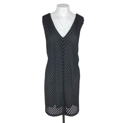 Terra Nostra 10$ to 25$
20&quot; Chest
36&quot; Length
Black
Casual Dress
Dresses
Excellent Condition
Size XL
Terra Nostra
W0094-3513
Women
Zip Up